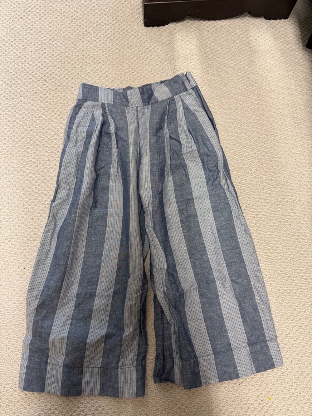 Gap- Striped Wide Leg Linen-Blend Pants in Blue and White